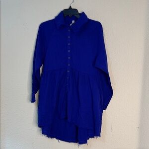 Women's Blue Button-Up Top